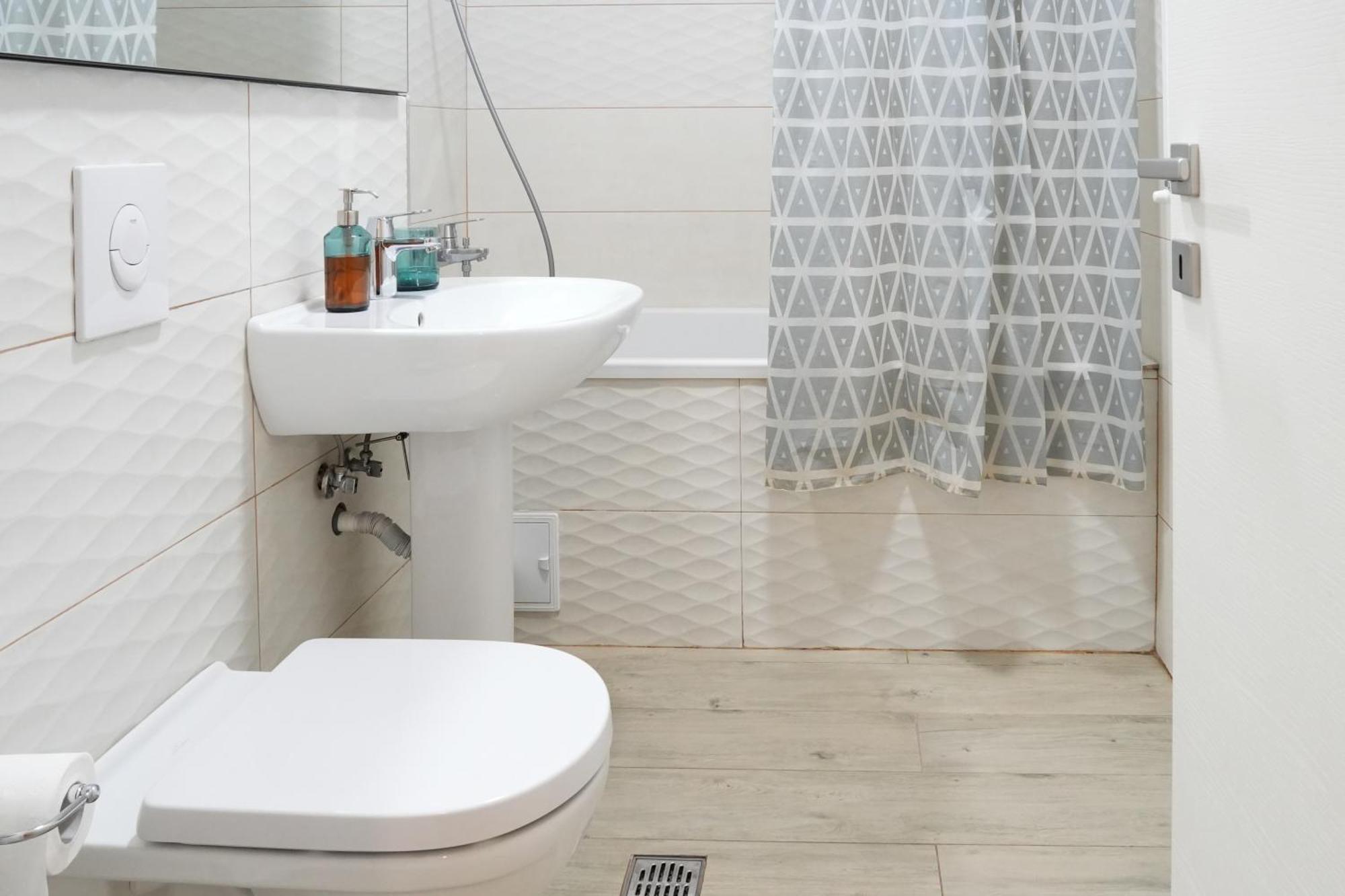 Maria - Modern Apartment With Parking And Workspace Bukarest Eksteriør billede