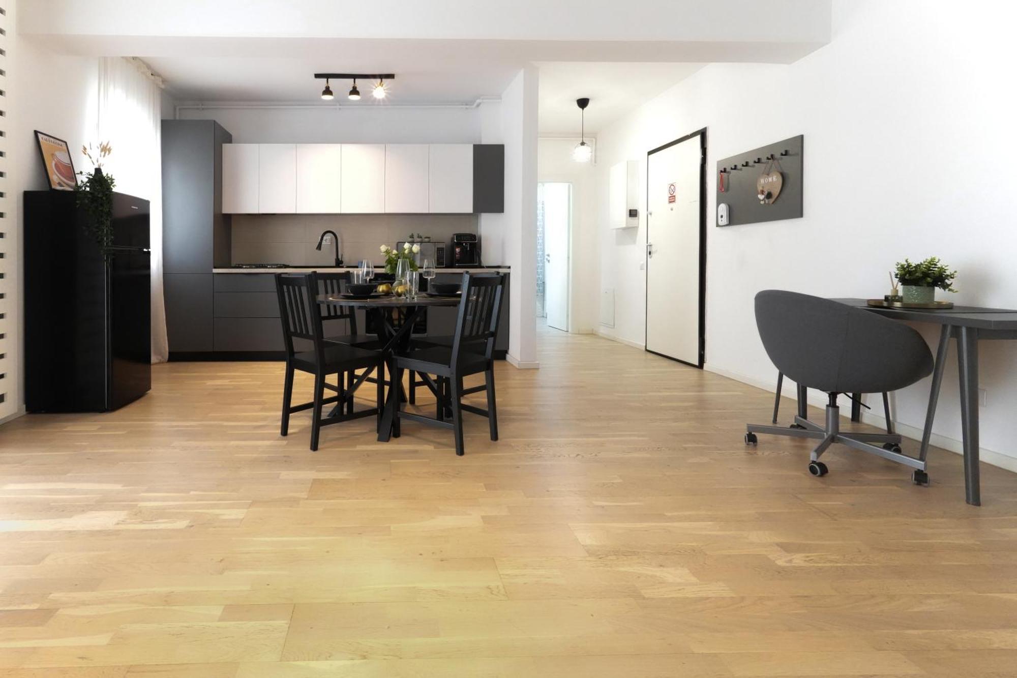 Maria - Modern Apartment With Parking And Workspace Bukarest Eksteriør billede